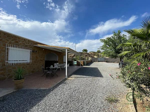 Finca rústica de 0,31 ha en venta en Tabernas, Almeria