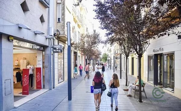 Casa de 0,0318 ha en venta en Badajoz, Badajoz