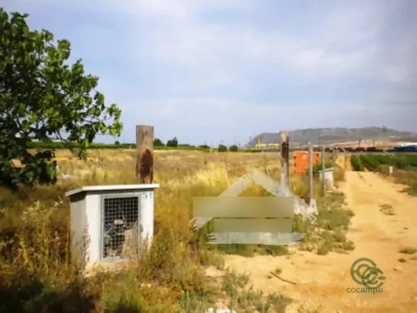 Finca agrícola de 1,09 ha en venta en Monforte del cid, Alicante