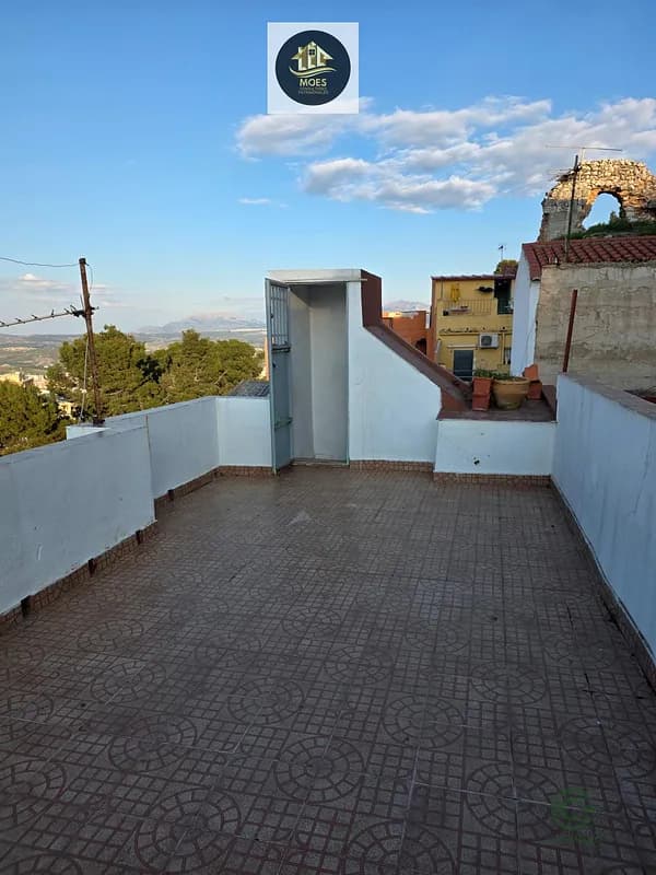 Casa de 0,0181 ha en venta en Jaén, Jaen