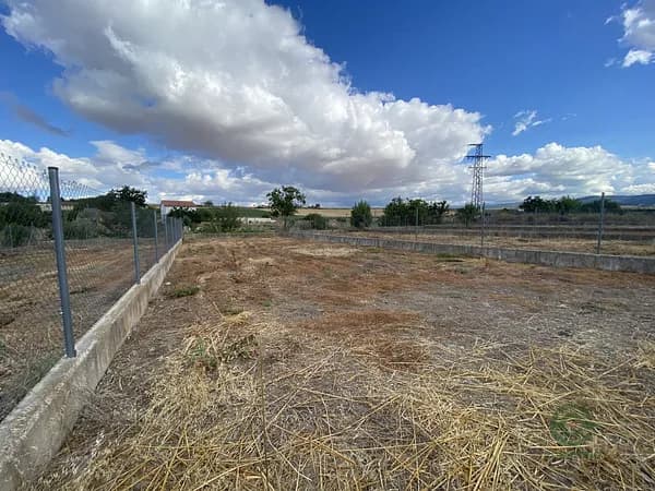Finca rústica de 0,03 ha en venta en Hervias, La rioja