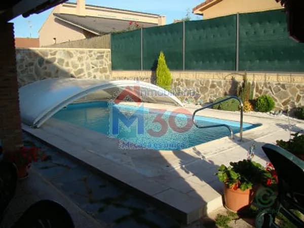 Casa de 0,0506 ha en venta en Ribera baja, Alava