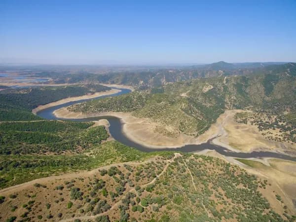 Finca rústica de 3400 ha en venta en Jaén