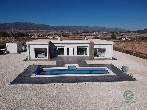 Finca rústica de 1 ha en venta en Pinoso, Alicante