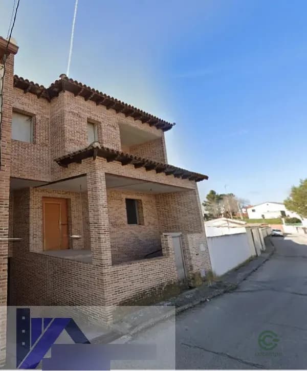 Casa de 0,0316 ha en venta en Borox, Toledo