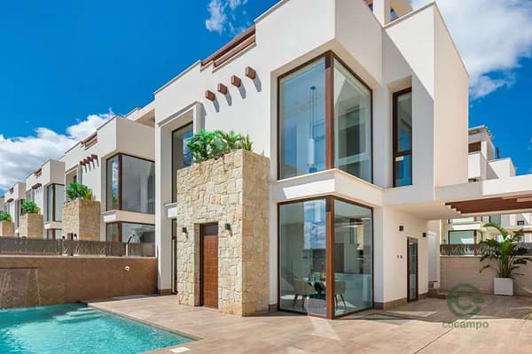 Casa de 0,02 ha en venta en Los montesinos, Alicante