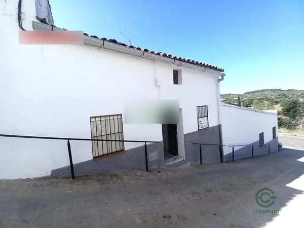 Casa de 0,0119 ha en venta en Segura de leon, Badajoz