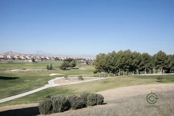 Terreno urbano de 0,035 ha en venta en Otura, Granada