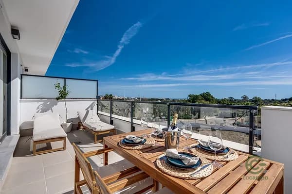 Casa de 0,0066 ha en venta en Estepona, Malaga