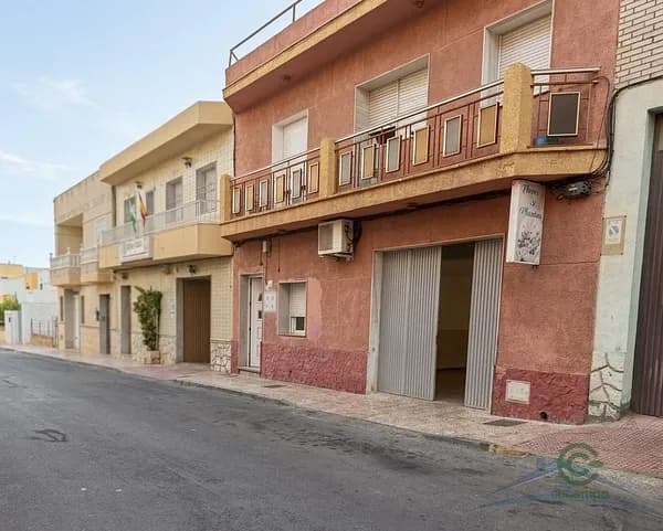 Casa de 0,0247 ha en venta en Roquetas de mar, Almería