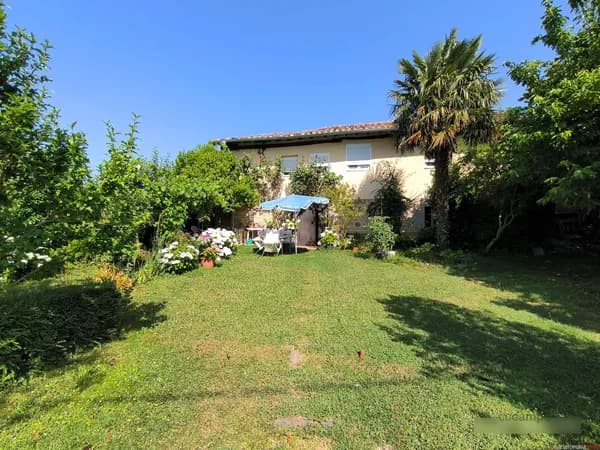 Casa de 0,09 ha en venta en Valdegovía/gaubea, Álava