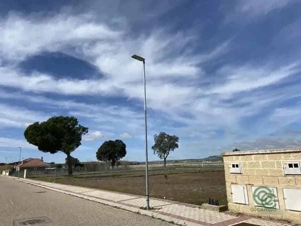 Terreno urbano de 0,105 ha en venta en Villanueva de duero, Valladolid