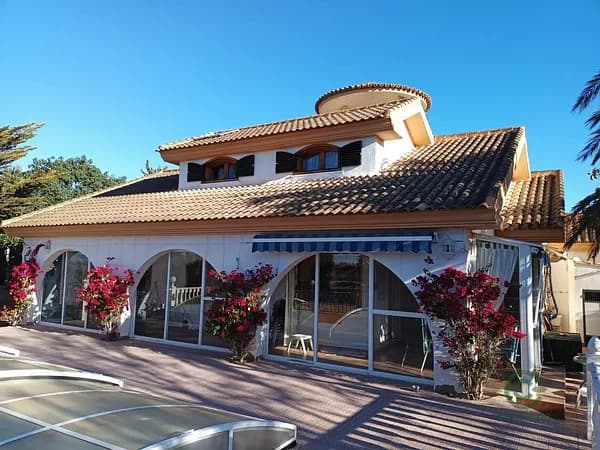 Casa de 0,16 ha en venta en Murcia
