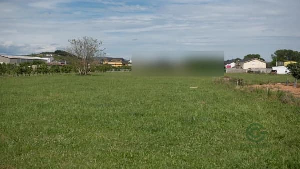 Finca agrícola de 0,27 ha en venta en León