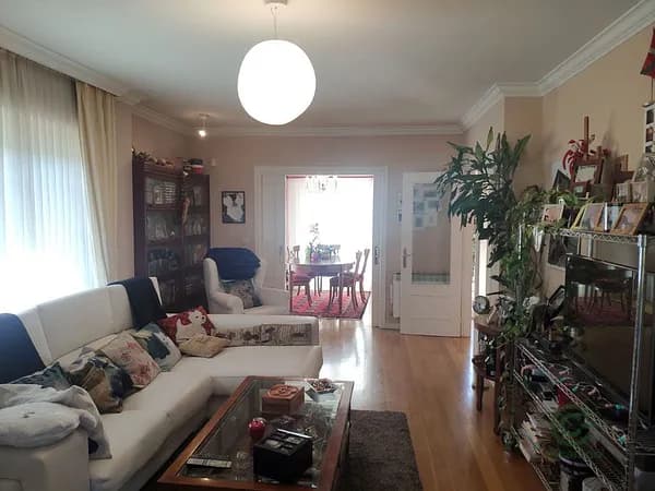 Casa de 0,088 ha en venta en Vitoria-gasteiz, Alava
