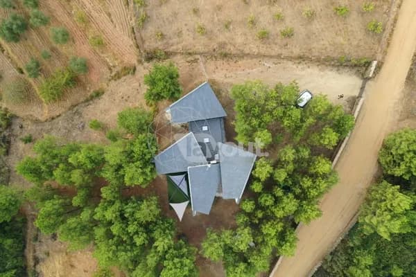 Finca de recreo de 0,225 ha en venta en Pinofranqueado, Cáceres