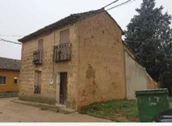 Casa de 0,04 ha en venta en Villagomez la nueva, Valladolid