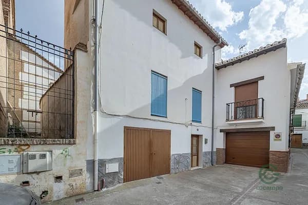Casa de 0,0174 ha en venta en Guadix, Granada