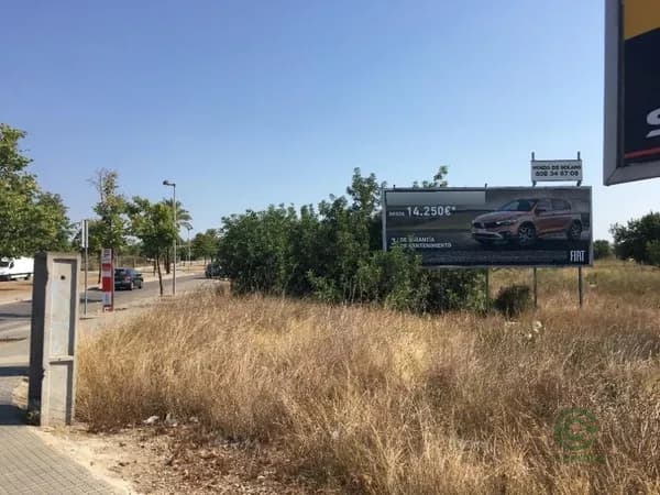 Terreno urbano de 0,0663 ha en venta en El vendrell, Tarragona