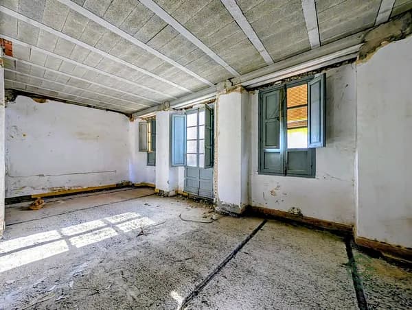 Casa de 0,0219 ha en venta en Loja, Granada