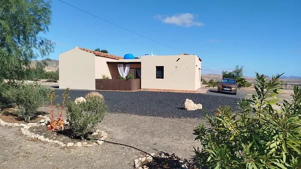 Finca rústica de 1 ha en venta en Las palmas