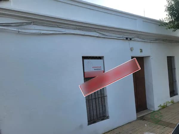 Casa de 0,03 ha en venta en Azuaga, Badajoz
