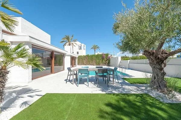 Casa de 0,0455 ha en venta en Avileses, Murcia