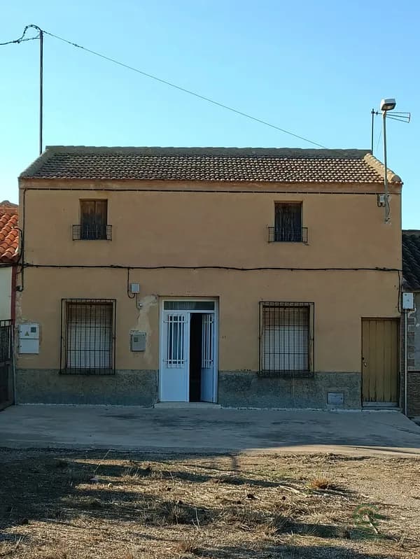 Spot image