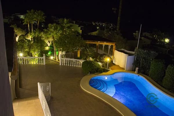 Casa de 0,1758 ha en venta en Benitachell, Alicante