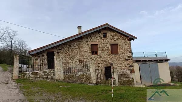 Finca rústica de 4,5 ha en venta en Santa maría de cayón, Cantabria