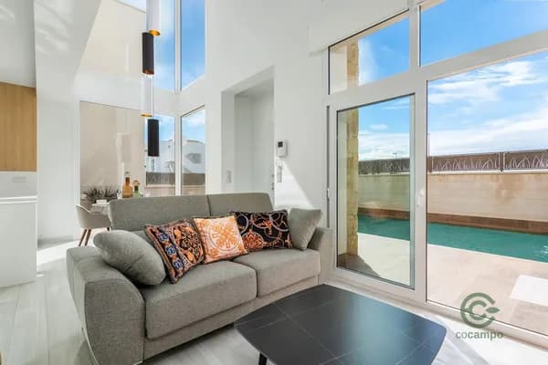 Casa de 0,0206 ha en venta en Los montesinos, Alicante