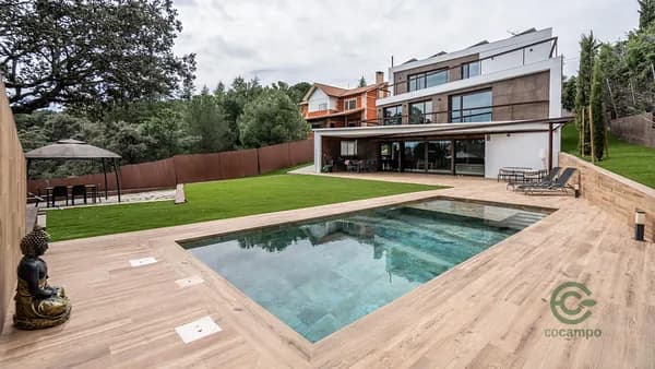 Casa de 0,1029 ha en venta en Torrelodones, Madrid