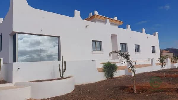 Casa de 0,69 ha en venta en Las palmas
