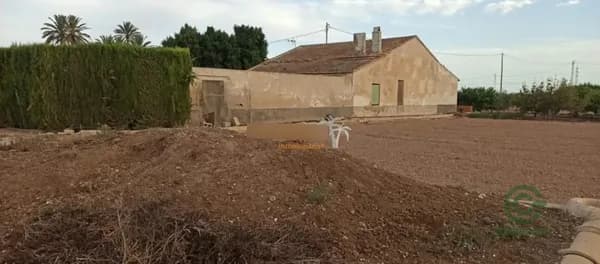 Finca de recreo de 2,7 ha en venta en La hoya, Alicante