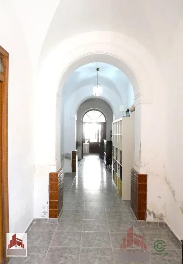 Spot image