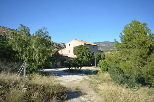 Finca rústica de 35,1 ha en venta en Alicante
