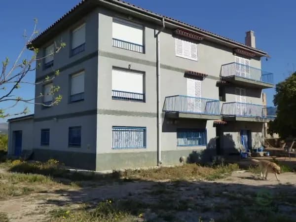 Finca agrícola de 4,8 ha en venta en Xerta, Tarragona