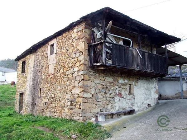 Finca rústica de 0,01 ha en venta en Asturias