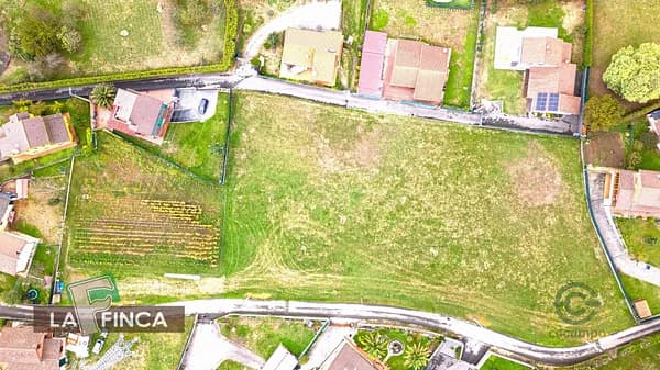 Terreno urbano de 0,6693 ha en venta en Llanera, Asturias