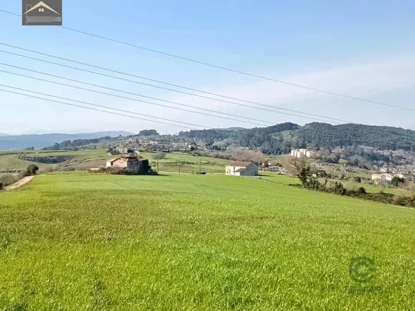 Finca agrícola de 5,3401 ha en venta en Camargo, Cantabria