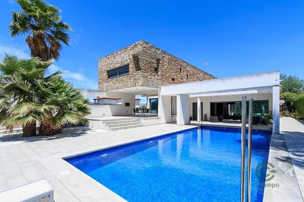 Casa de 0,155 ha en venta en Gojar, Granada