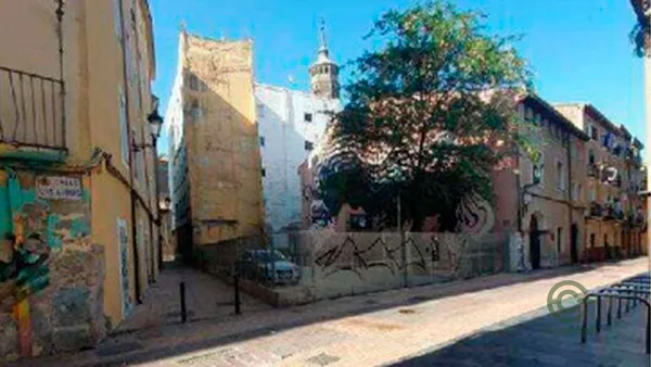 Spot image