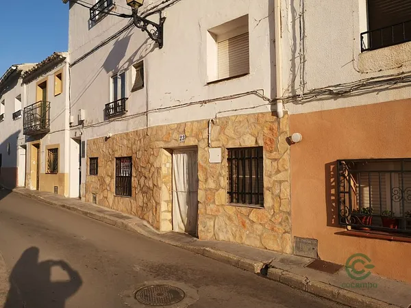 Spot image
