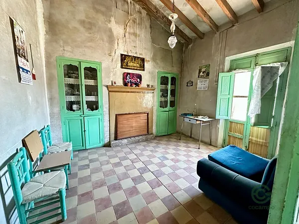 Spot image