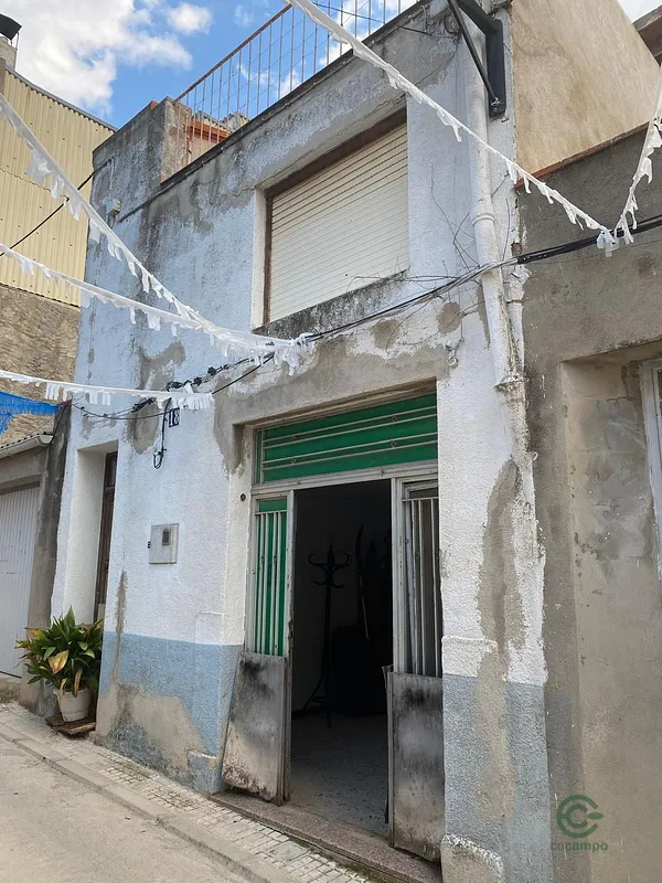 Spot image