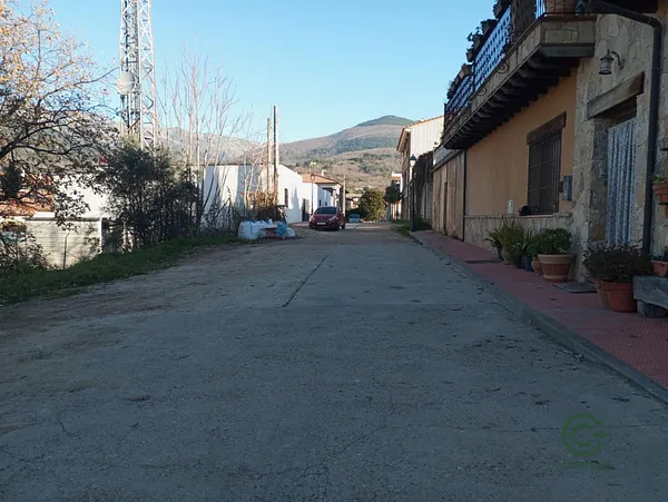Spot image