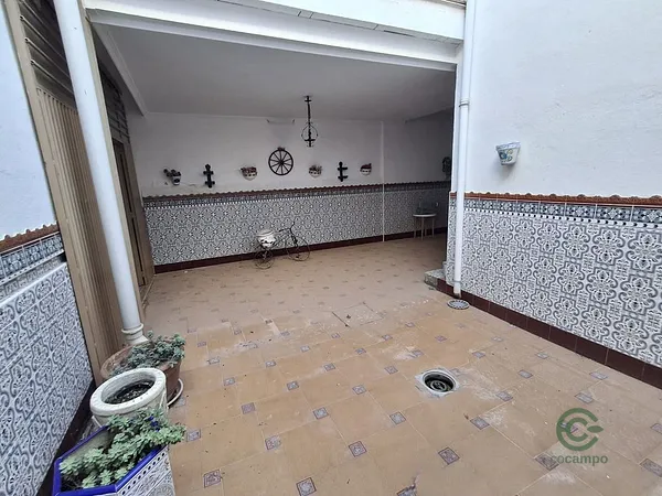 Spot image