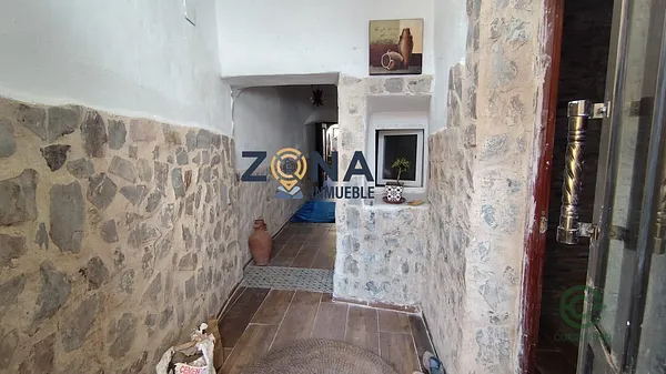 Spot image