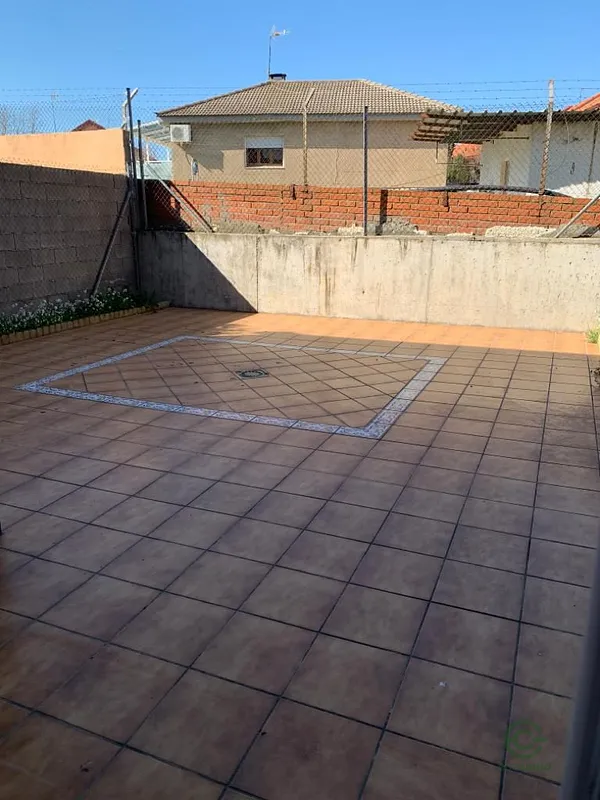 Spot image