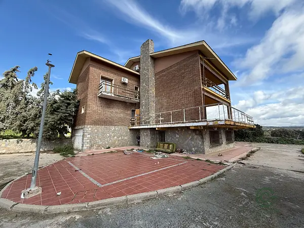 Spot image